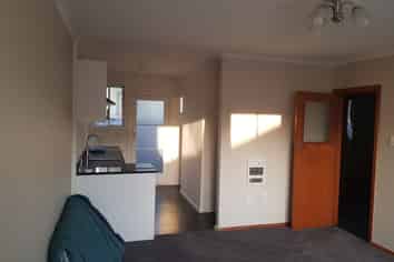 2/497 Ferguson Street, Palmerston North