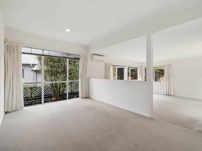51A Ripon Crescent, Meadowbank