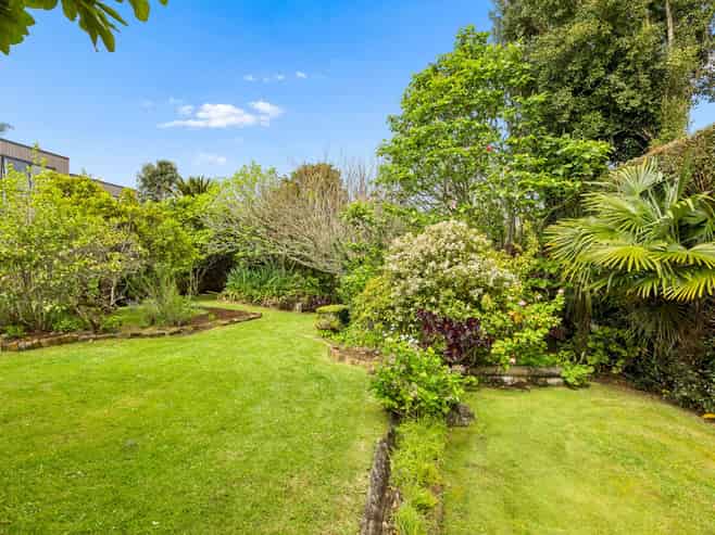 14 Banff Avenue, Epsom