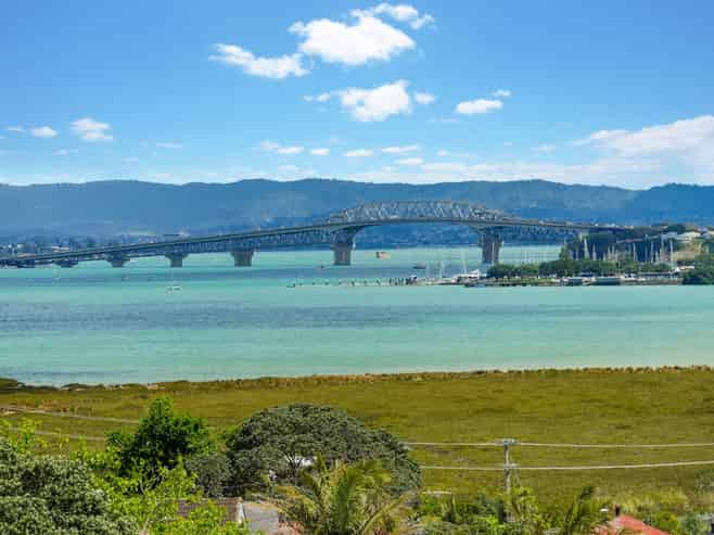 3/69 Lake Road, Devonport