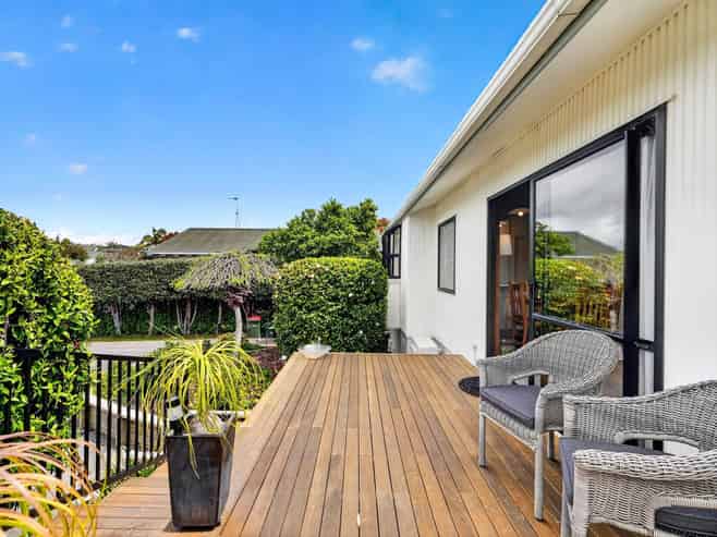 20 Albatross Road, Red Beach