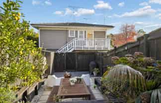 4/39 Gowing Drive, Meadowbank