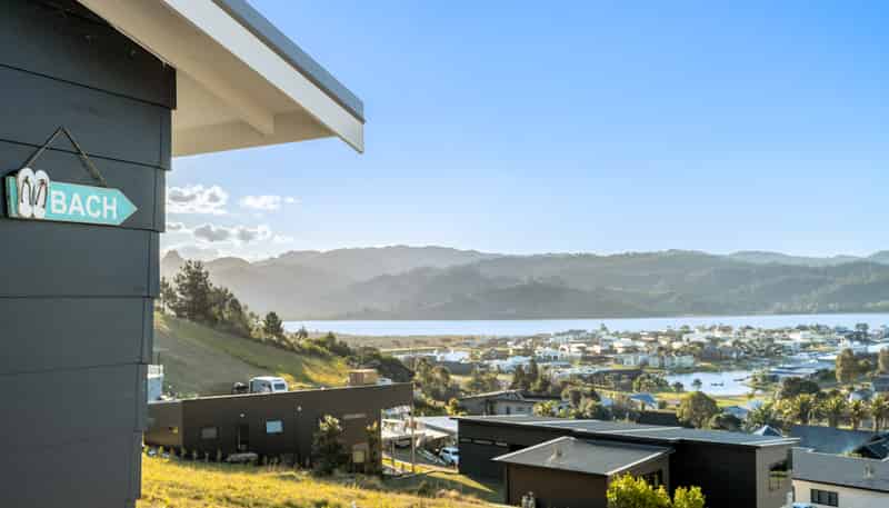 32 Panorama Parade, Pauanui