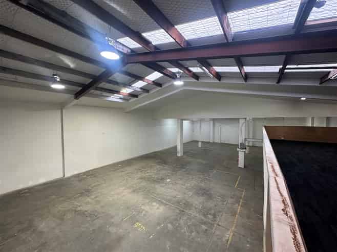 Versatile Road-Front Industrial on Marua Road