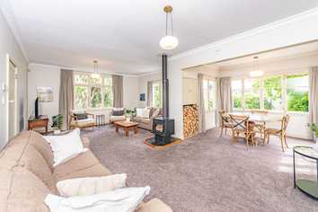 1 Brassey Road, Saint Johns Hill