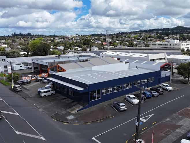 High-Profile Corner Site with Secure Yard