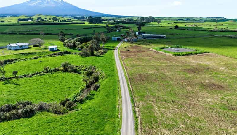 772 Newall Road, Okato