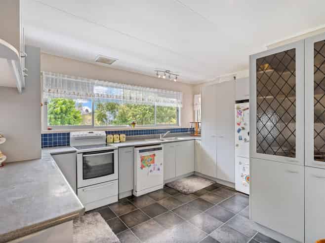 12 Clarkson Crescent, Maunu