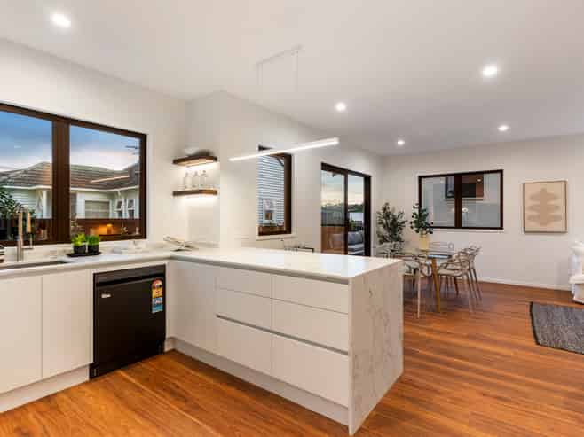 71A Tahapa Crescent, Meadowbank