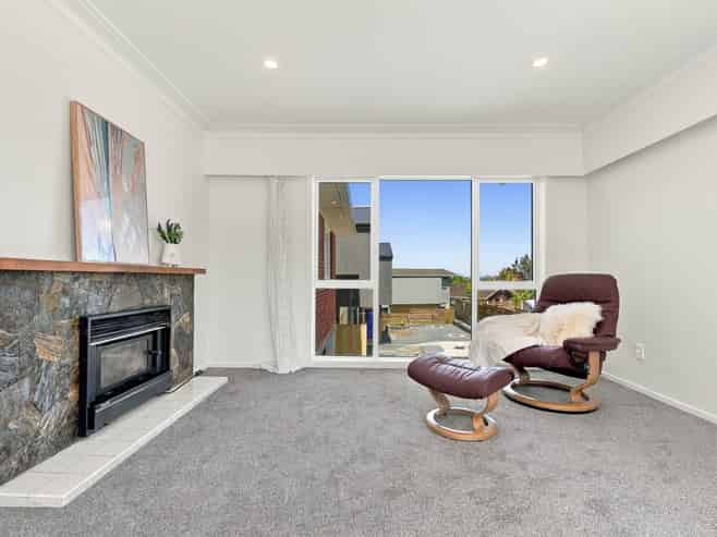 44A Ellesmere Crescent, Pakuranga Heights