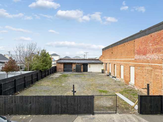 Affordable South Dunedin Warehousing
