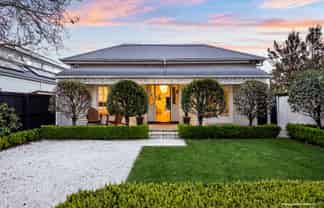33 Hawkesbury Avenue, Saint Albans