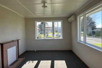 5 Caldwell Road, Woodbourne