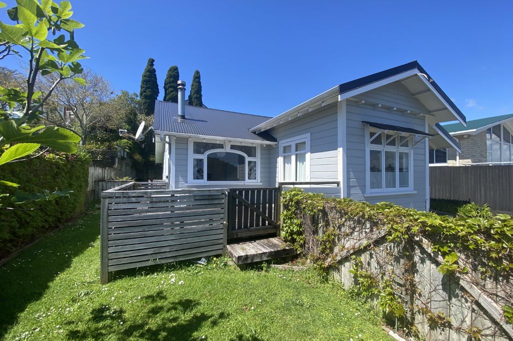 Charming Character Home in Merrilands 2