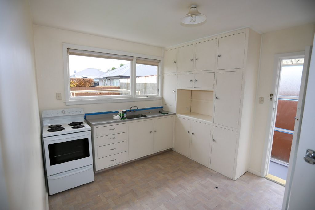 TWO BEDROOM UNIT 2