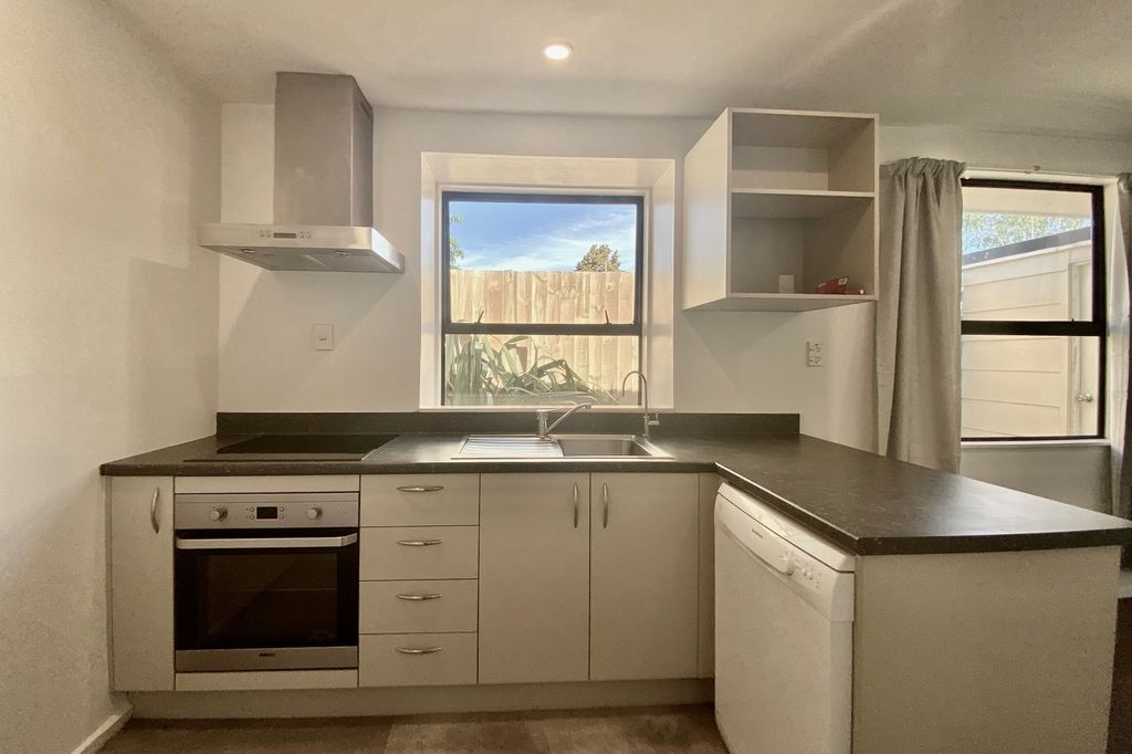 Refurbished Throughout – Private, Sunny & Secure! 2
