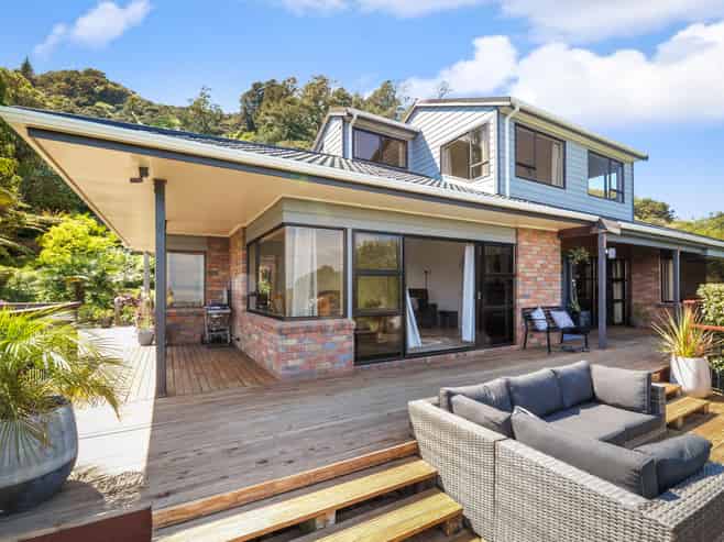 420 Hill Street, Thames