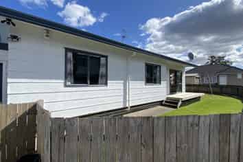 7A Cambridge Road, Manurewa