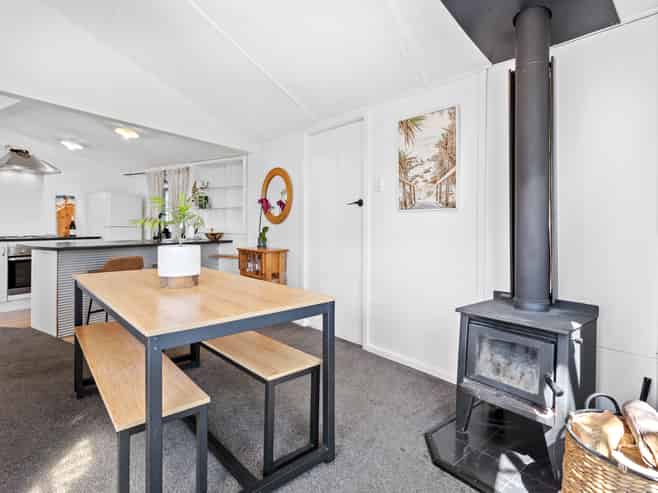 16 Penfold Square, Leithfield Beach, Leithfield