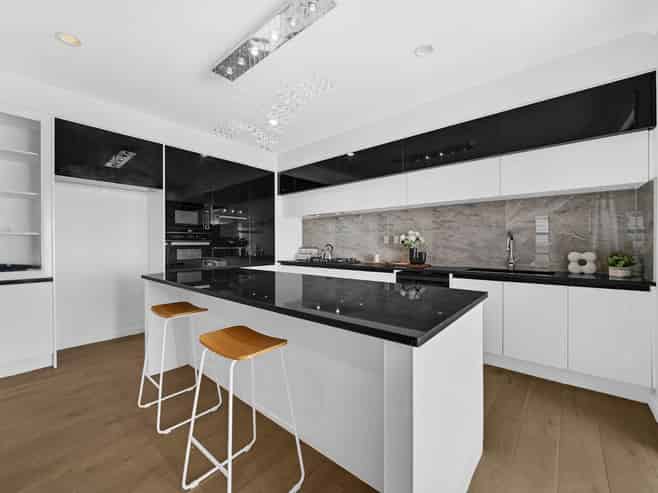271 Flat Bush School Road, Flat Bush