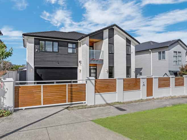 271 Flat Bush School Road, Flat Bush