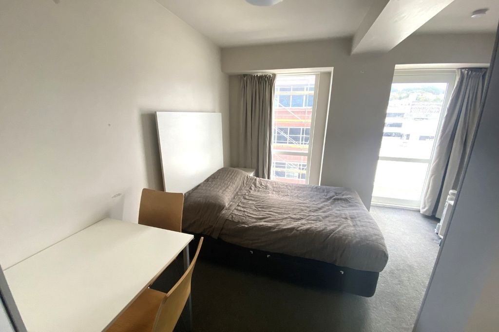 Furnished Studio Apartment (Power Included!) 2