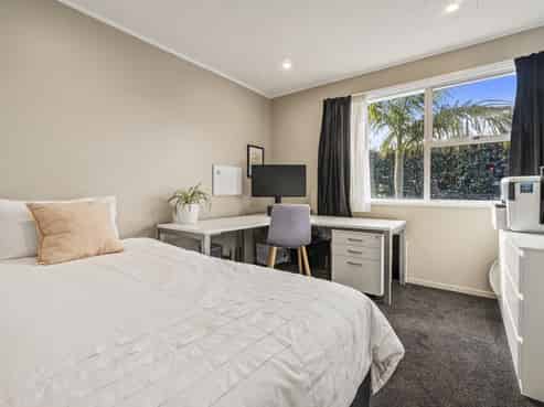 Auckland - Address withheld