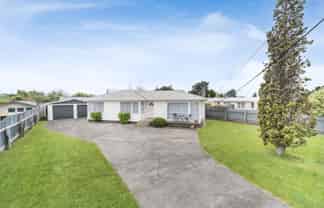 32 Hobson Street, Feilding