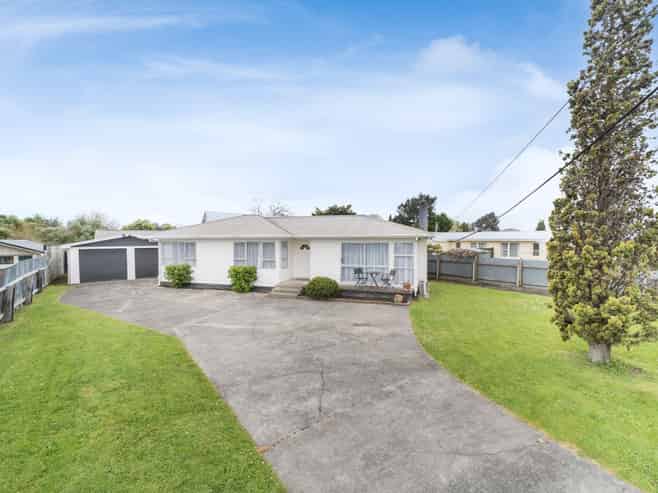 32 Hobson Street, Feilding