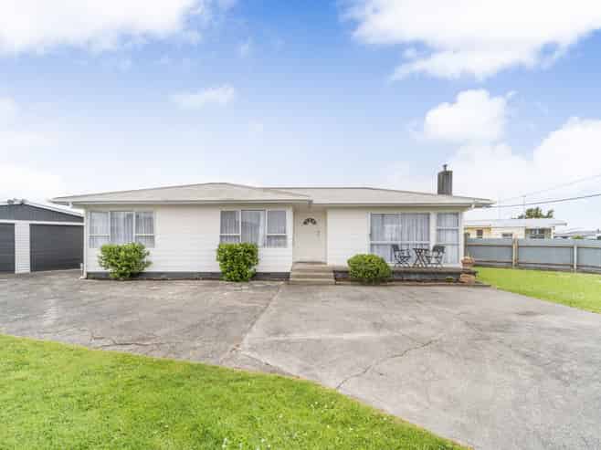 32 Hobson Street, Feilding