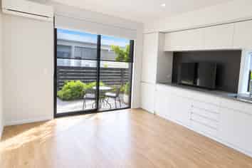 17/6 Waverley Street, Sydenham