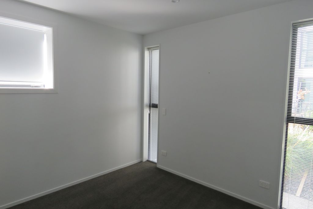 Spacious One Bedroom Apartment 4