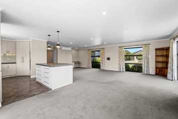 2 Alton Place, Allenton