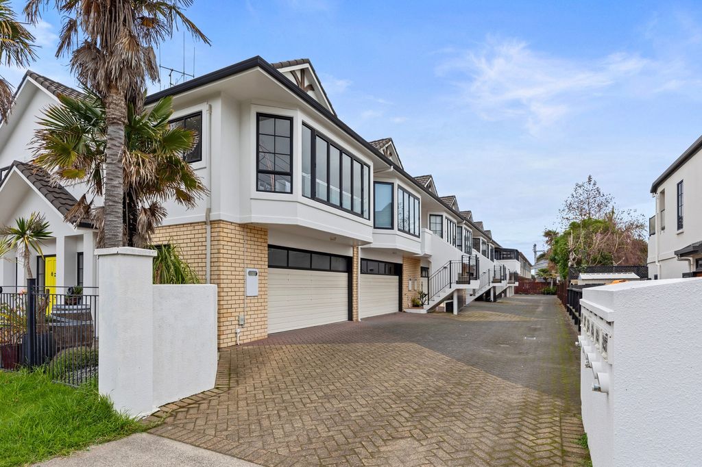 3 Bedroom Townhouse 1