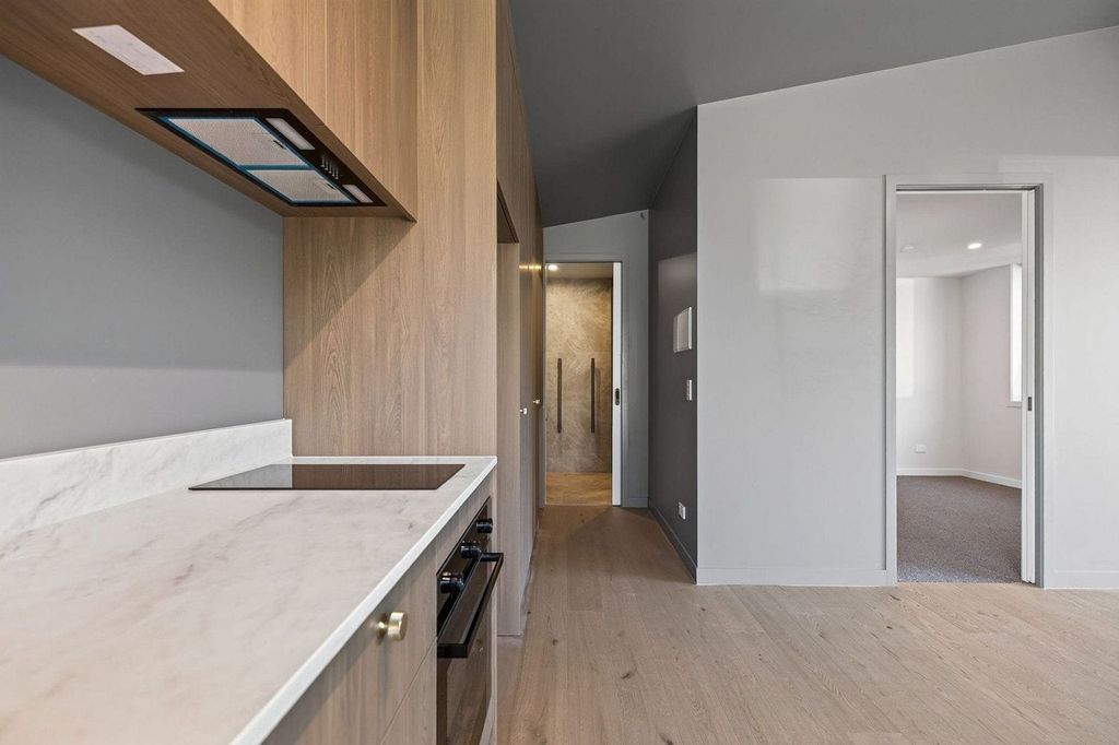 Stylish 1BR Unit at Jacks Point! 2