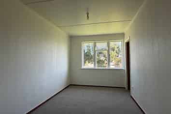 71 Clyde Crescent, Roslyn