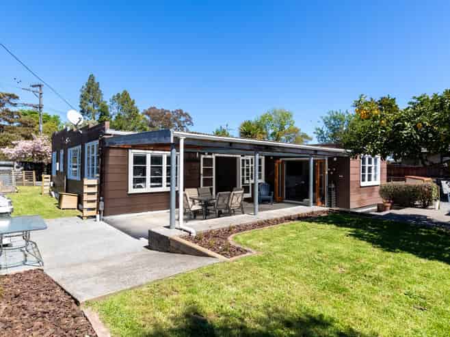 981 Fergusson Drive, Ebdentown