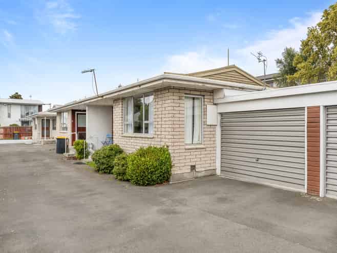 2/23 Maxwell Street, Riccarton