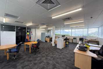 Affordable Favona Office Opportunity
