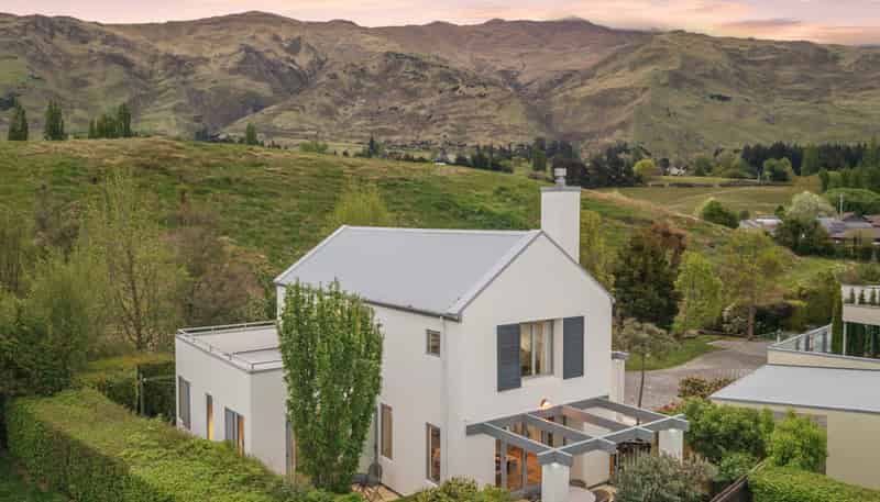 13 Meadowbrook Place, Wanaka