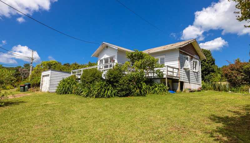24 Victoria Road South, Onetangi