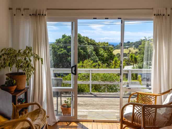 24 Victoria Road South, Onetangi