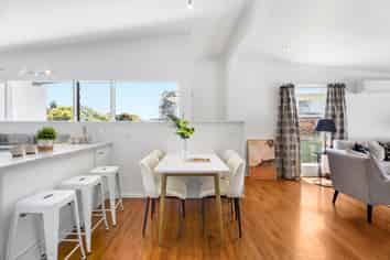 38B Simkin Ave, Saint Johns