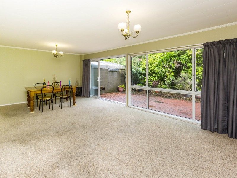 ZONED FOR HVHS AND HUTT INT 2