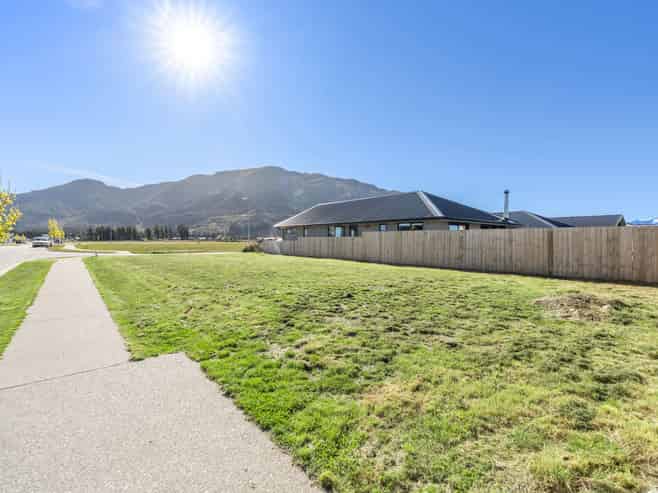19 Caton Street, Lake Hawea