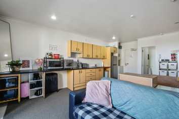  1h/12 Charles Street, Mount Eden