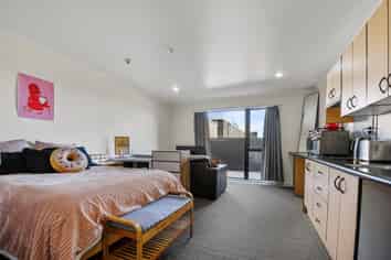  1h/12 Charles Street, Mount Eden