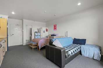  1h/12 Charles Street, Mount Eden