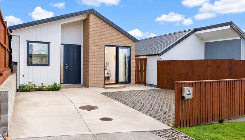 30 Morus Road, Massey