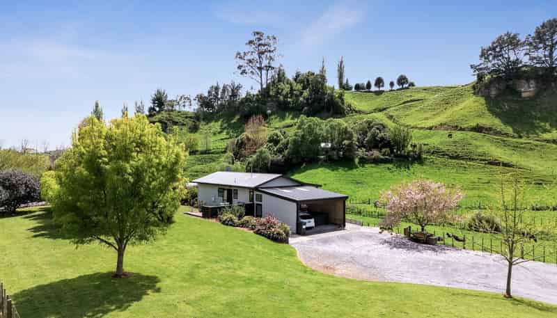 141 Puketirau Road, Tirau